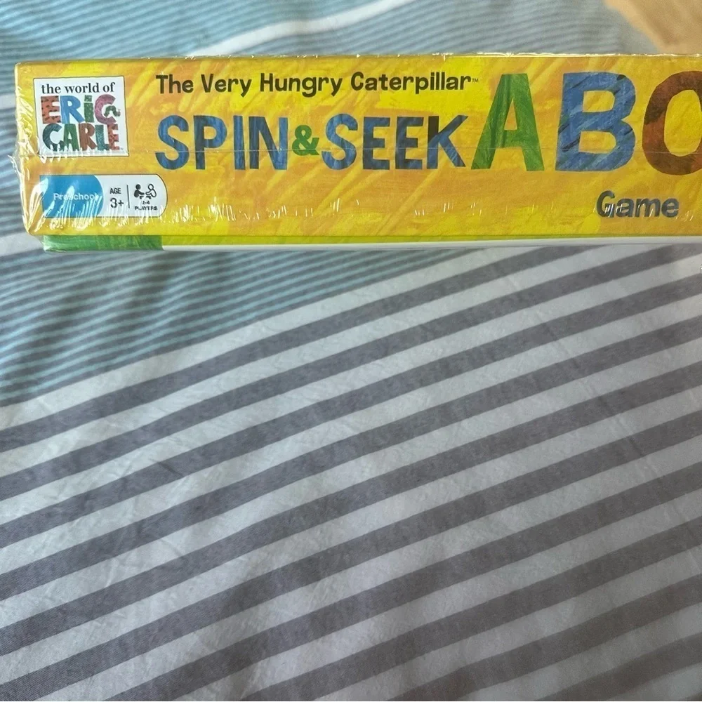 Briarpatch The Very Hungry Caterpillar Spin & Seek ABC Game
